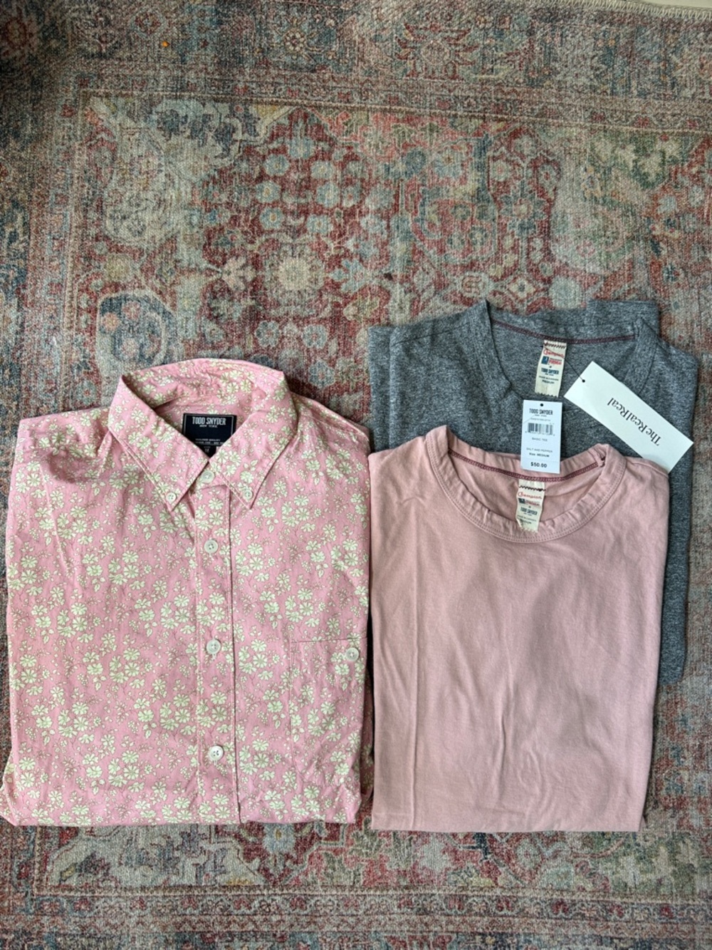 Todd Snyder Pink Floral Button-Up Shirt and 2 basic tee - Men M
